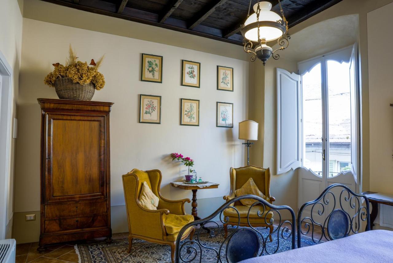 B&B Locanda Tempi Lontani Adults Only Orta San Giulio Luaran gambar
