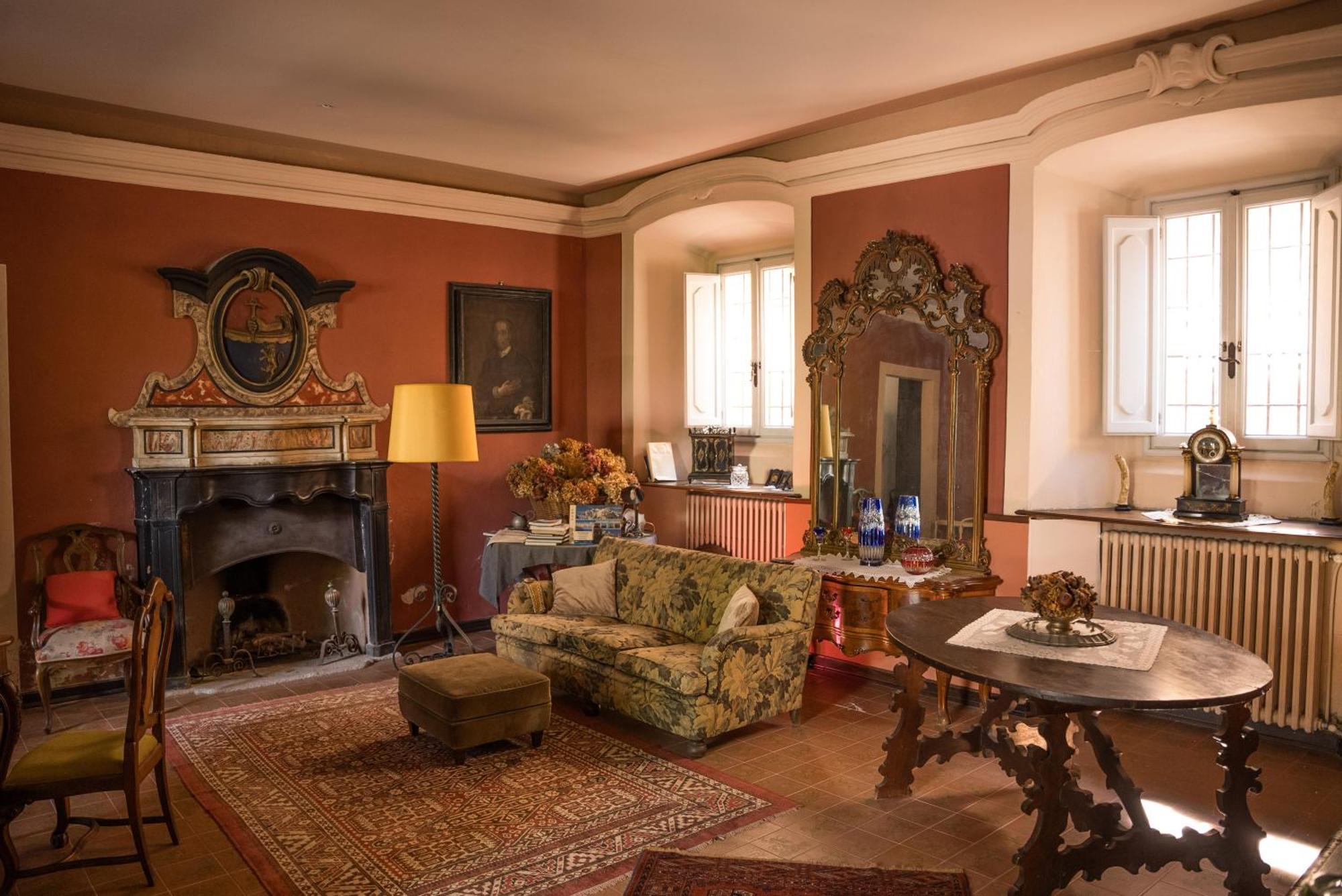 B&B Locanda Tempi Lontani Adults Only Orta San Giulio Luaran gambar