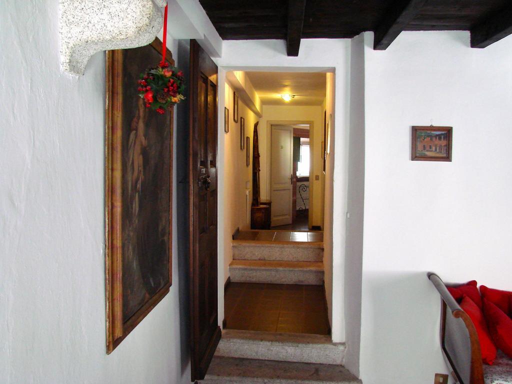 B&B Locanda Tempi Lontani Adults Only Orta San Giulio Bilik gambar