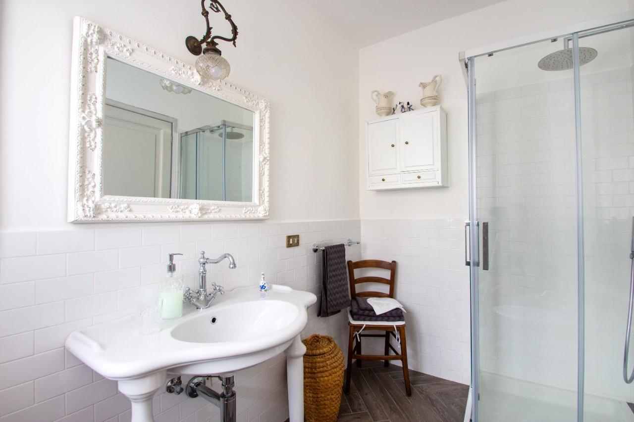 B&B Locanda Tempi Lontani Adults Only Orta San Giulio Luaran gambar