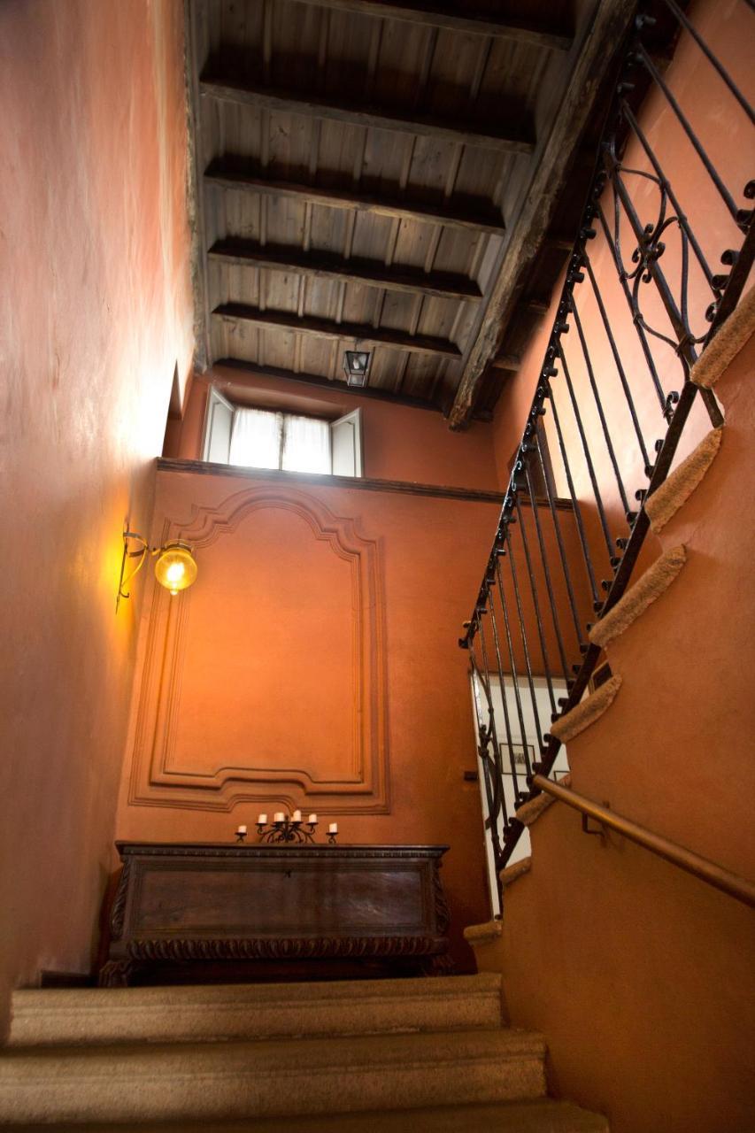 B&B Locanda Tempi Lontani Adults Only Orta San Giulio Luaran gambar