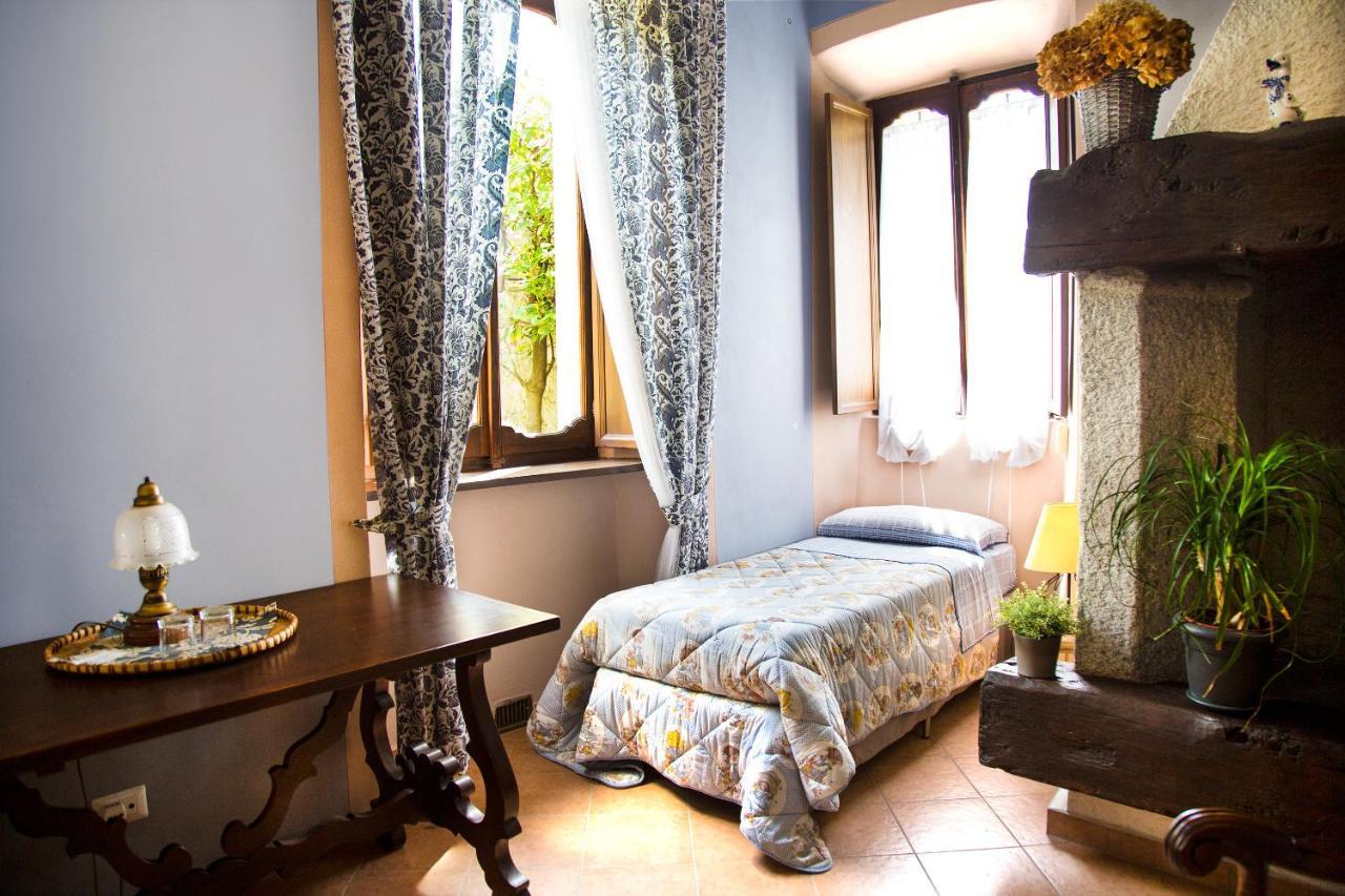 B&B Locanda Tempi Lontani Adults Only Orta San Giulio Luaran gambar